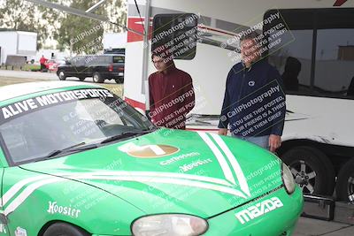 media/Jan-15-2023-CalClub SCCA (Sun) [[40bbac7715]]/Around the Pits/